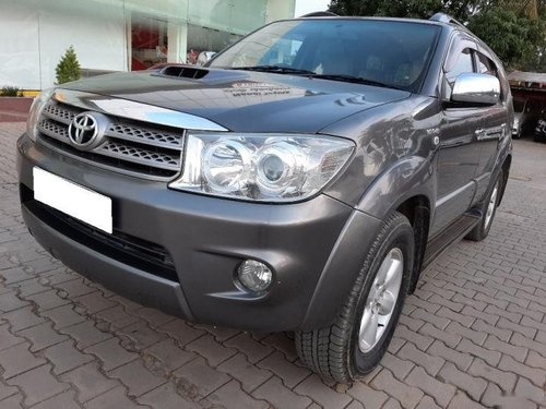 Used Toyota Fortuner 3.0 Diesel MT car at low price