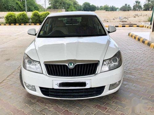 Used 2012 Skoda Laura MT for sale