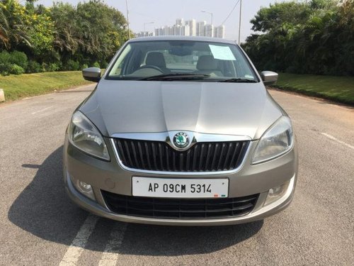 Used Skoda Rapid MT car at low price