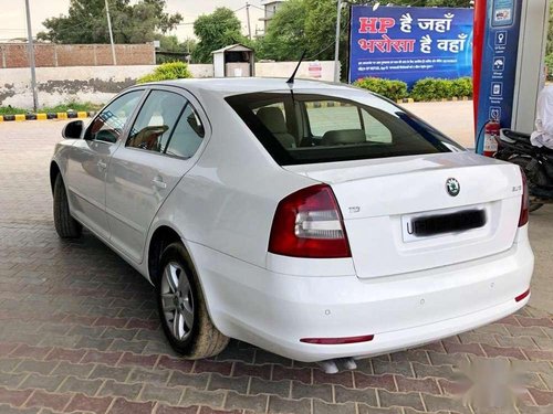 Used 2012 Skoda Laura MT for sale