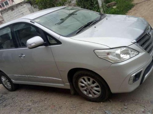 Used Toyota Innova 2.5 VX 7 STR MT at low price