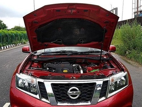 Used Nissan Terrano MT car at low price