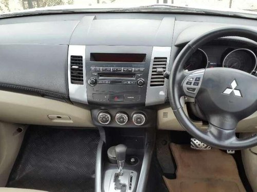 Used 2010 Outlander 2.4  for sale in Mumbai