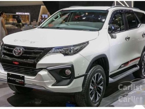 Used Toyota Fortuner 4x2 AT 2019 for sale 