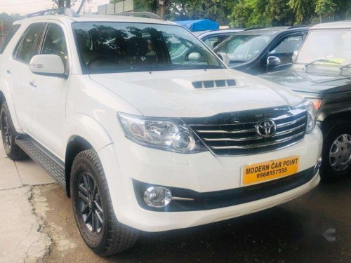 Toyota Fortuner 2015 MT for sale 