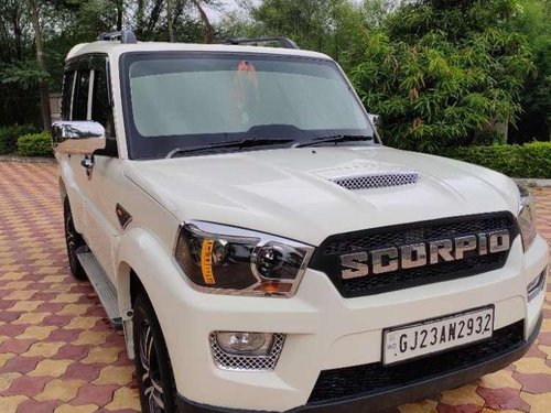 Mahindra Scorpio S4, 2014, Diesel MT for sale 