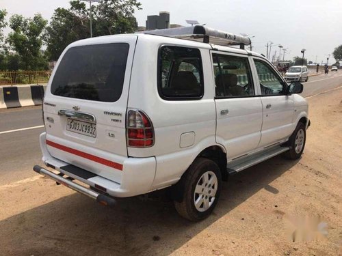 Chevrolet Tavera Elite LS - B3 10-Seater BS III, 2016, Diesel MT for sale 