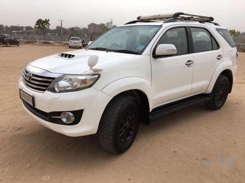 Toyota Fortuner 3.0 4x2 MT, 2015, Diesel for sale 