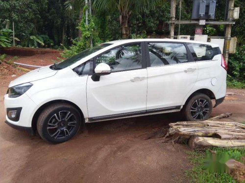 Used Mahindra Marazzo M8 MT at low price