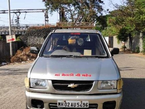 Chevrolet Tavera NY Elite LS - B3 10-Seater BS III, 2006, Diesel MT for sale