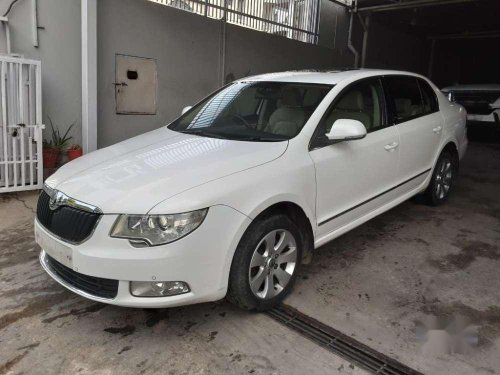 2011 Skoda Superb AT for sale at low price