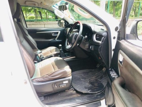 Used Toyota Fortuner 4x4 MT 2017 for sale