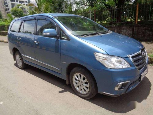 Used Toyota Innova 2.5 VX 7 STR AT car at low price