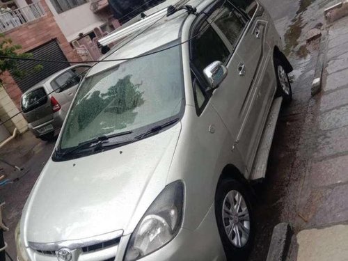 Toyota Innova 2.5 G4 8 STR, 2007, Diesel  MT for sale