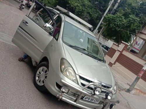 Toyota Innova 2.5 G4 8 STR, 2007, Diesel  MT for sale