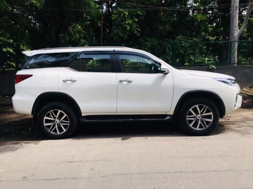 Used Toyota Fortuner 4x4 MT 2017 for sale