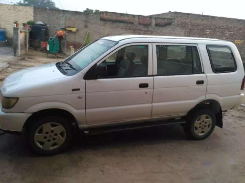 Used Chevrolet Tavera MT car at low price