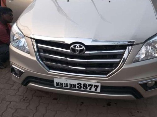 Toyota Innova 2.5 V 8 STR, 2012, Diesel MT for sale