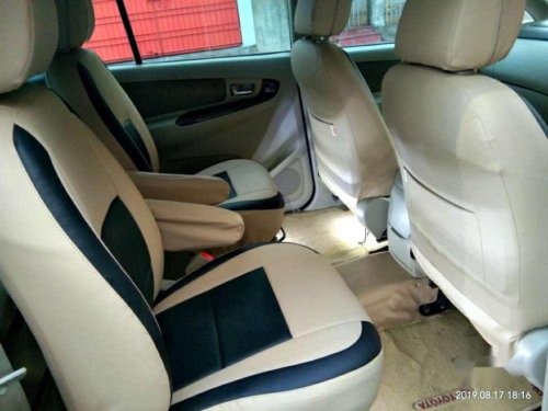 Toyota Innova 2.5 V 7 STR, 2012, Diesel MT for sale 