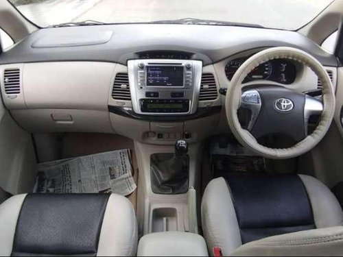 Toyota Innova 2.5 ZX BS IV 7 STR, 2014, Diesel MT for sale 