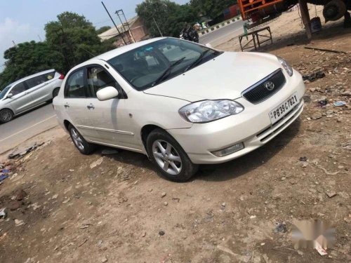 Toyota Corolla 2005 H1 MT for sale 