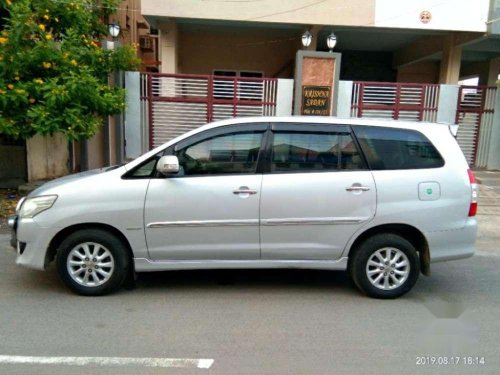 Toyota Innova 2.5 V 7 STR, 2012, Diesel MT for sale 