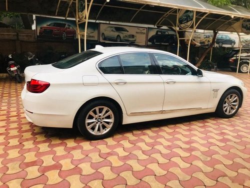 Used BMW 5 Series AT car at low price