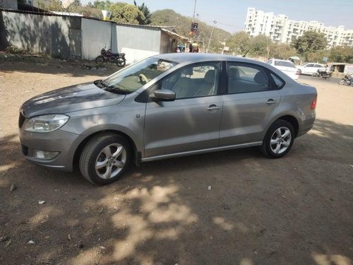 Used Skoda Rapid 1.5 TDI AT Elegance car at low price