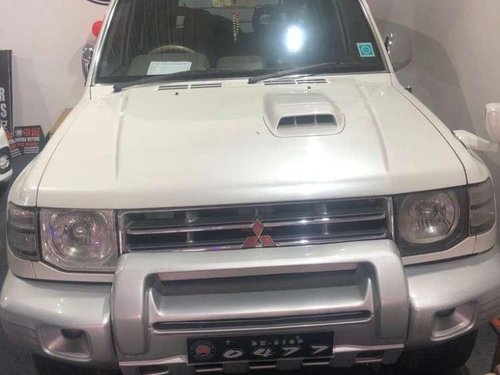 Mitsubishi Pajero SFX 2.8, 2012, Diesel MT for sale 