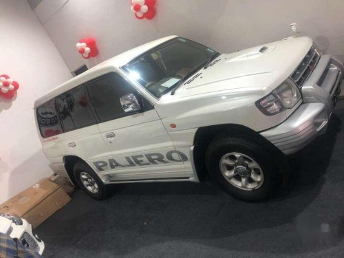 Mitsubishi Pajero SFX 2.8, 2012, Diesel MT for sale 