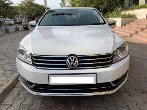 Volkswagen Passat 2010-2014 Diesel Highline 2.0 TDI AT for sale