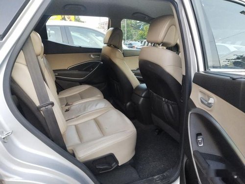 Hyundai Santa Fe 4X4 2015 MT for sale 