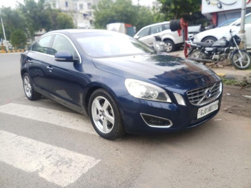 Used Volvo S60 AT car at low price