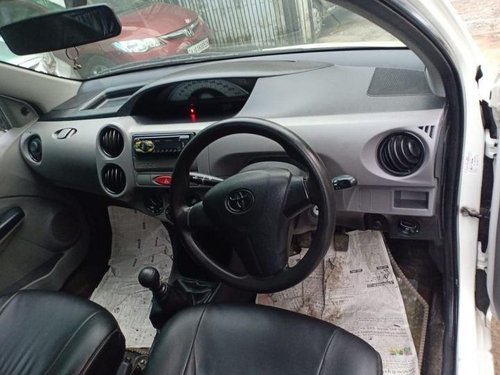 Toyota Etios Liva 2011-2012 GD MT for sale