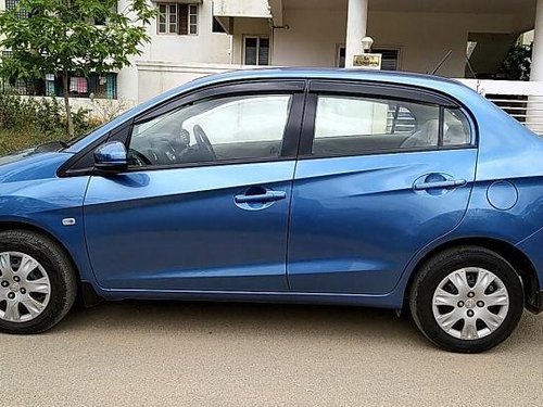 Used Honda Amaze MT car at low price