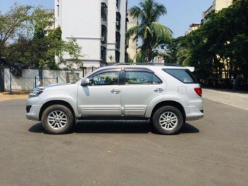 Used Toyota Fortuner 4x2 AT car at low price