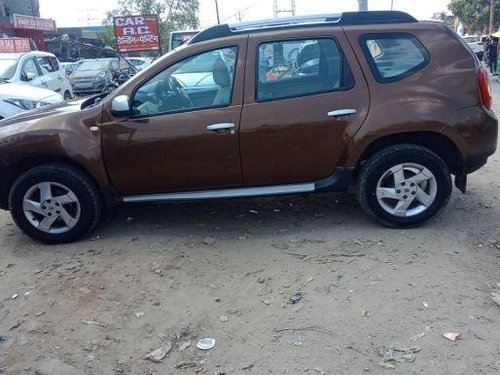 Used Renault Duster MT car at low price