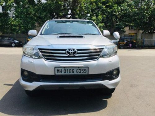 Used Toyota Fortuner 4x2 AT car at low price