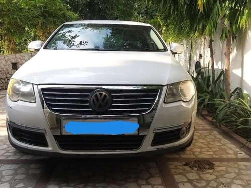 Used Volkswagen Passat AT for sale at low price