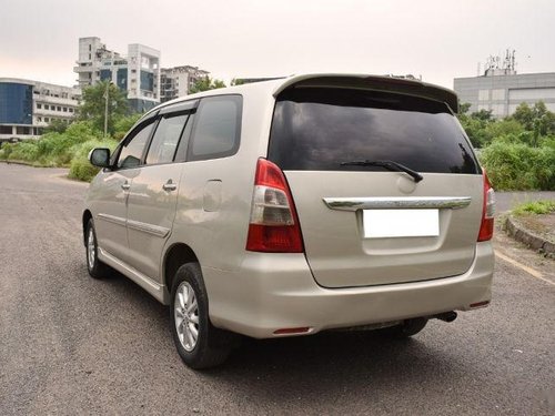 Toyota Innova 2012 MT for sale