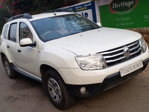 Used Renault Duster MT car at low price