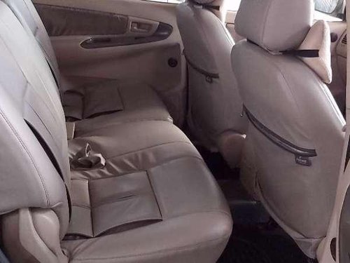 Toyota Innova 2.5 G 8 STR BS-IV, 2007, Diesel MT for sale 