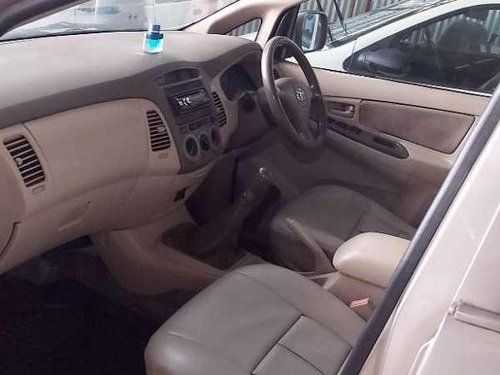 Toyota Innova 2.5 G 8 STR BS-IV, 2007, Diesel MT for sale 