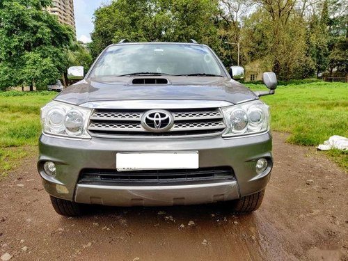 Toyota Fortuner 2009-2011 3.0 Diesel MT for sale