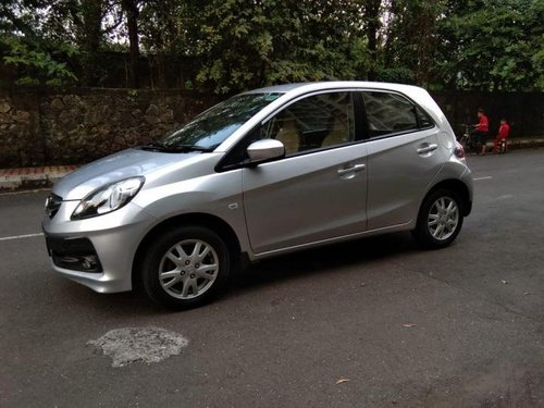 Used Honda Brio V MT car at low price