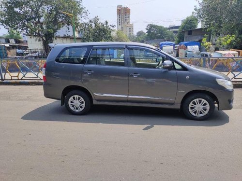 Toyota Innova 2013 MT for sale