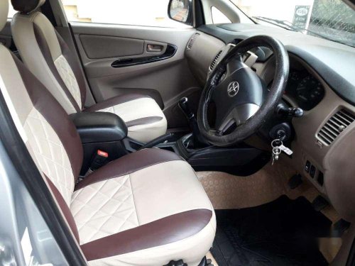 Toyota Innova 2.5 G4 8 STR, 2016, Diesel MT for sale 