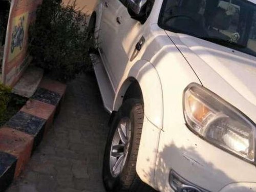 Used Ford Endeavour 2.5L 4x2 MT for sale at low price