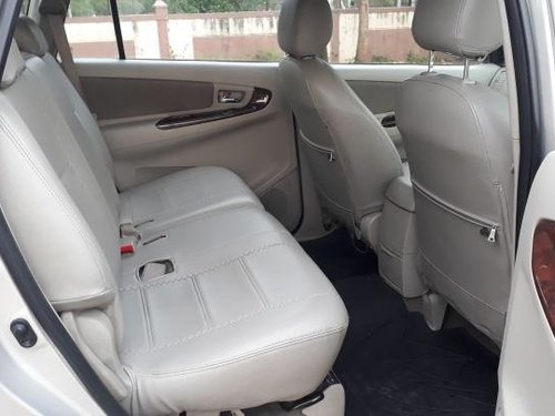 2014 Toyota Innova MT 2004-2011 for sale