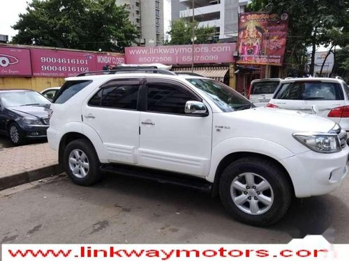 Toyota Fortuner 3.0 4x4 MT, 2011, Diesel for sale 